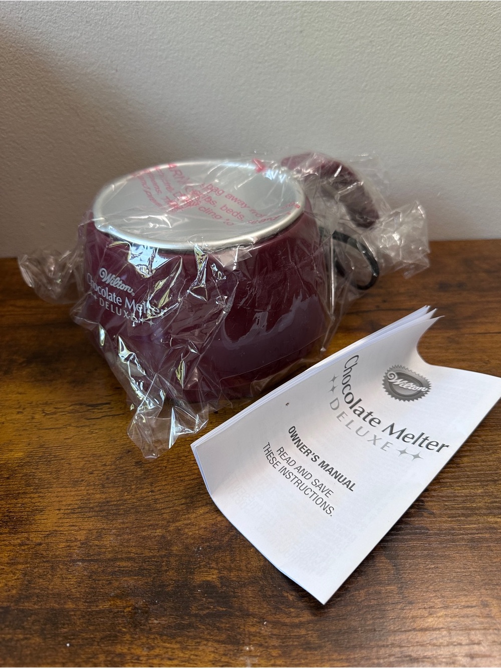 Wilton Chocolate Melter Deluxe Electric Candy Melting Pot Dipping Machine Box - Picture 4 of 5